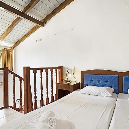 Mezoneta 3 Apartment Nydri (Lefkada)